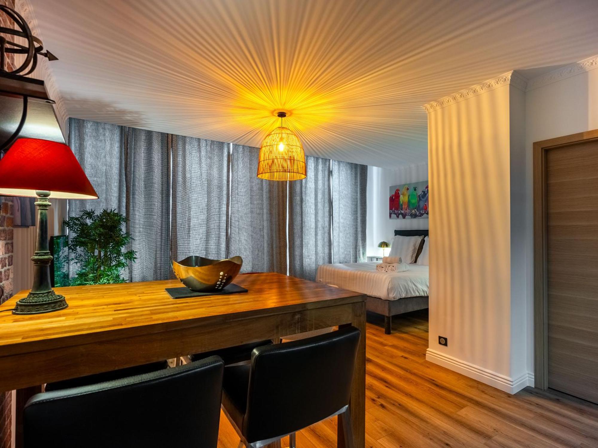 Le Relais Ducal - Appartements D'Hotes Vieille Ville Nancy Exteriör bild